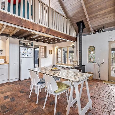 Villa Benny'S Retreat Luxury Bushland Escape Clare Exterior foto